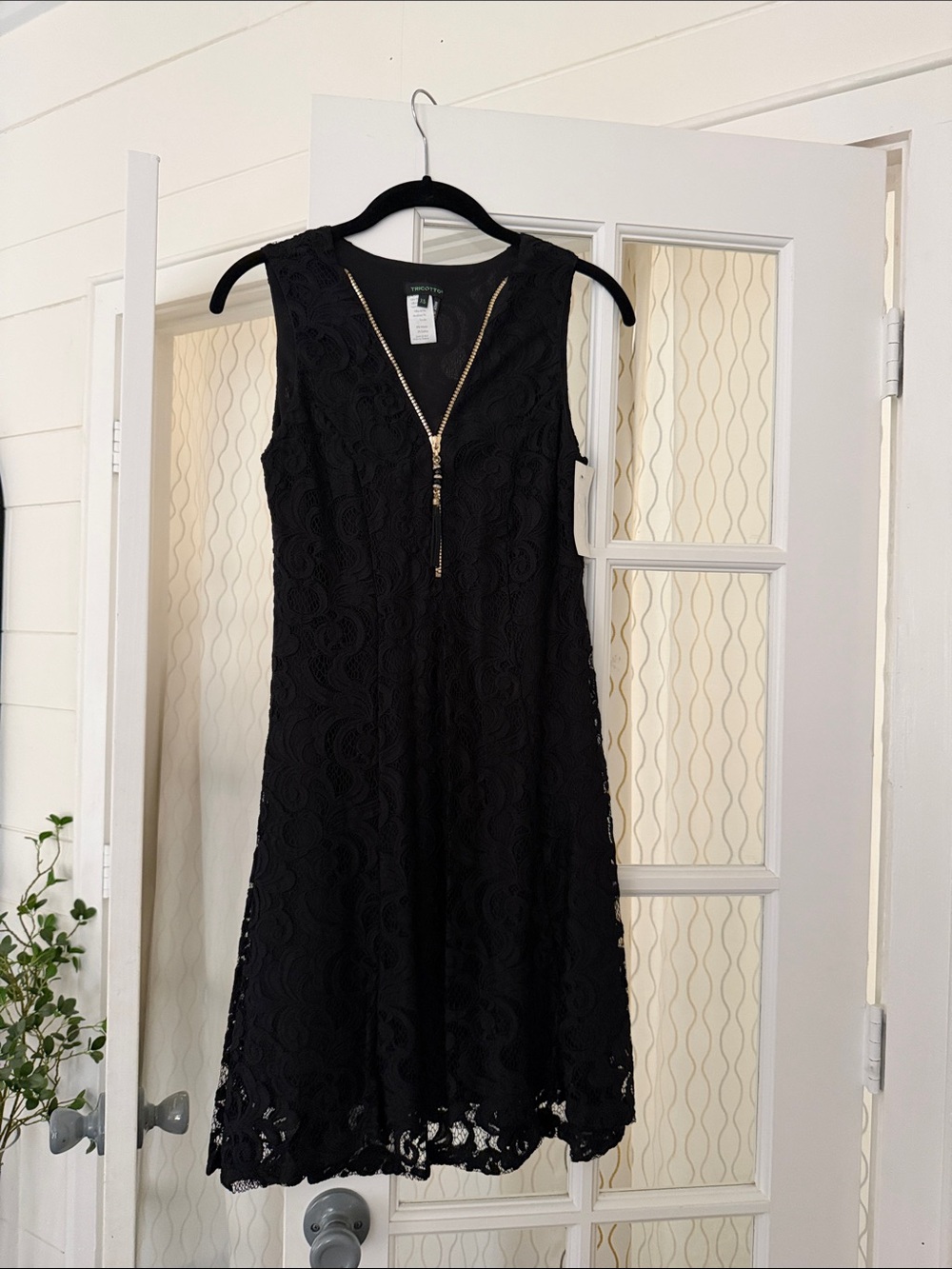 Tricotto Black Sleeveless Lace Midi Dress with Gold Zip